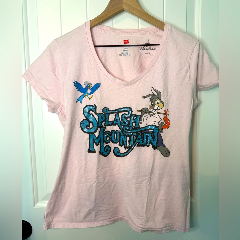 RARE ! Splash Mountain Disney Parks Ladies Pink T-shirt- Bret rabbit - Medium